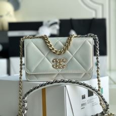 Chanel 19 Bags